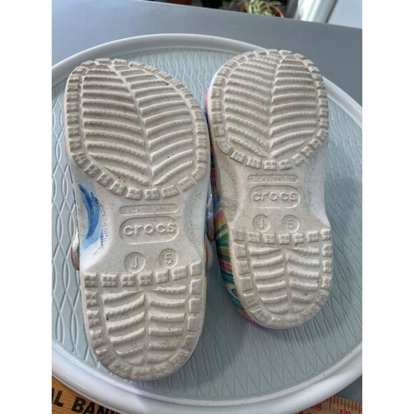 Crocs Classic Clog Youth Size 5 Multicolor Swirl Lightweight Slip On Comfortable - Picture 6 of 8